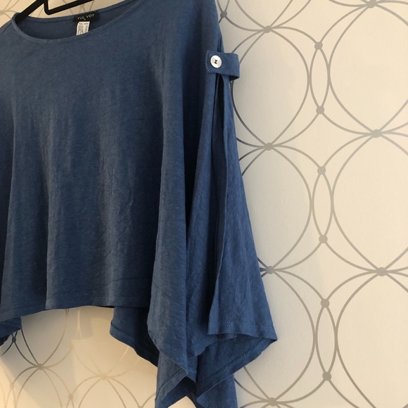 YUL VOY Blue Wrap l Made in Canada l Eco Friendly Fabric - Picture 3 of 7